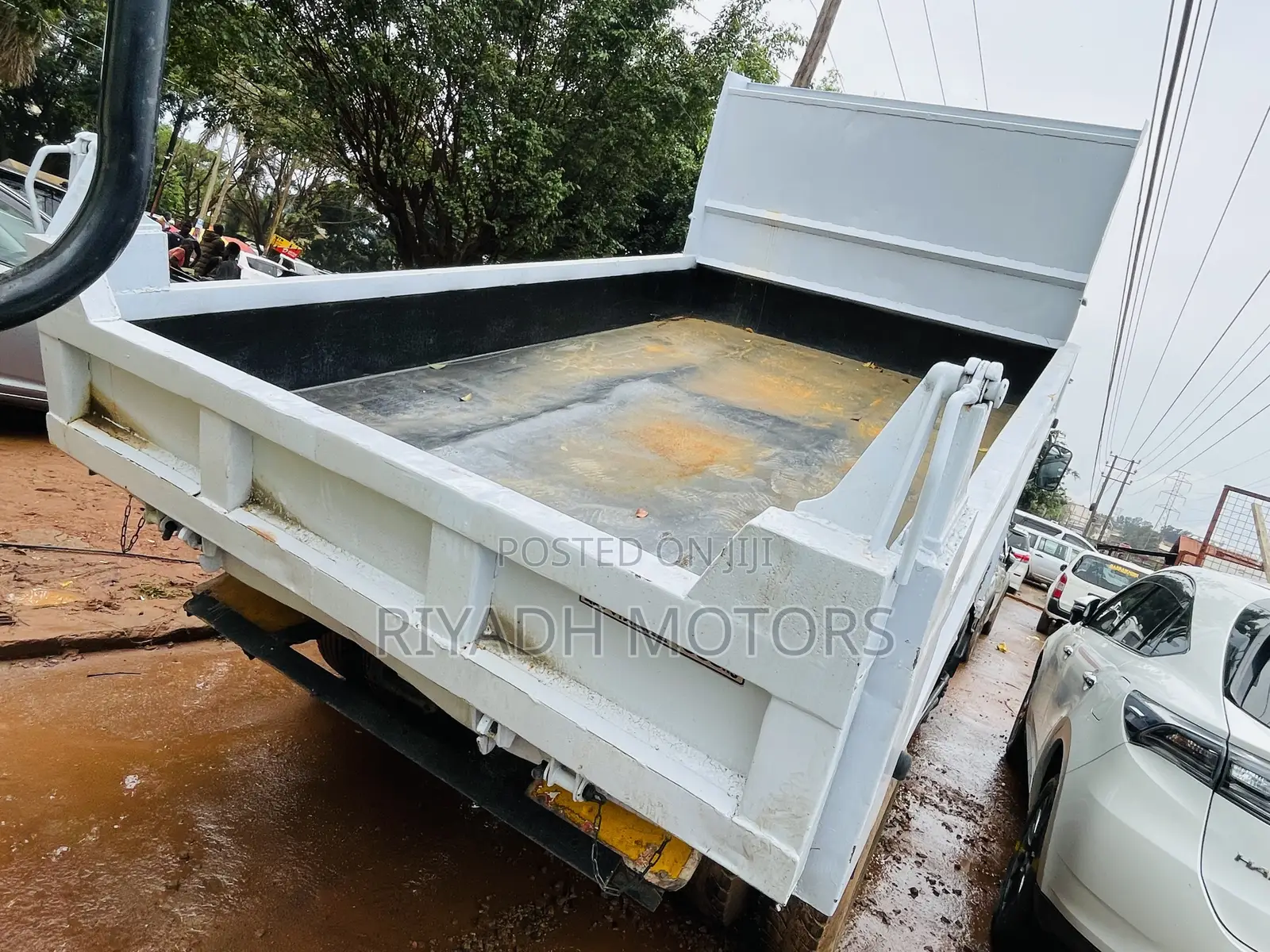 Hino Dumper Sky Blue