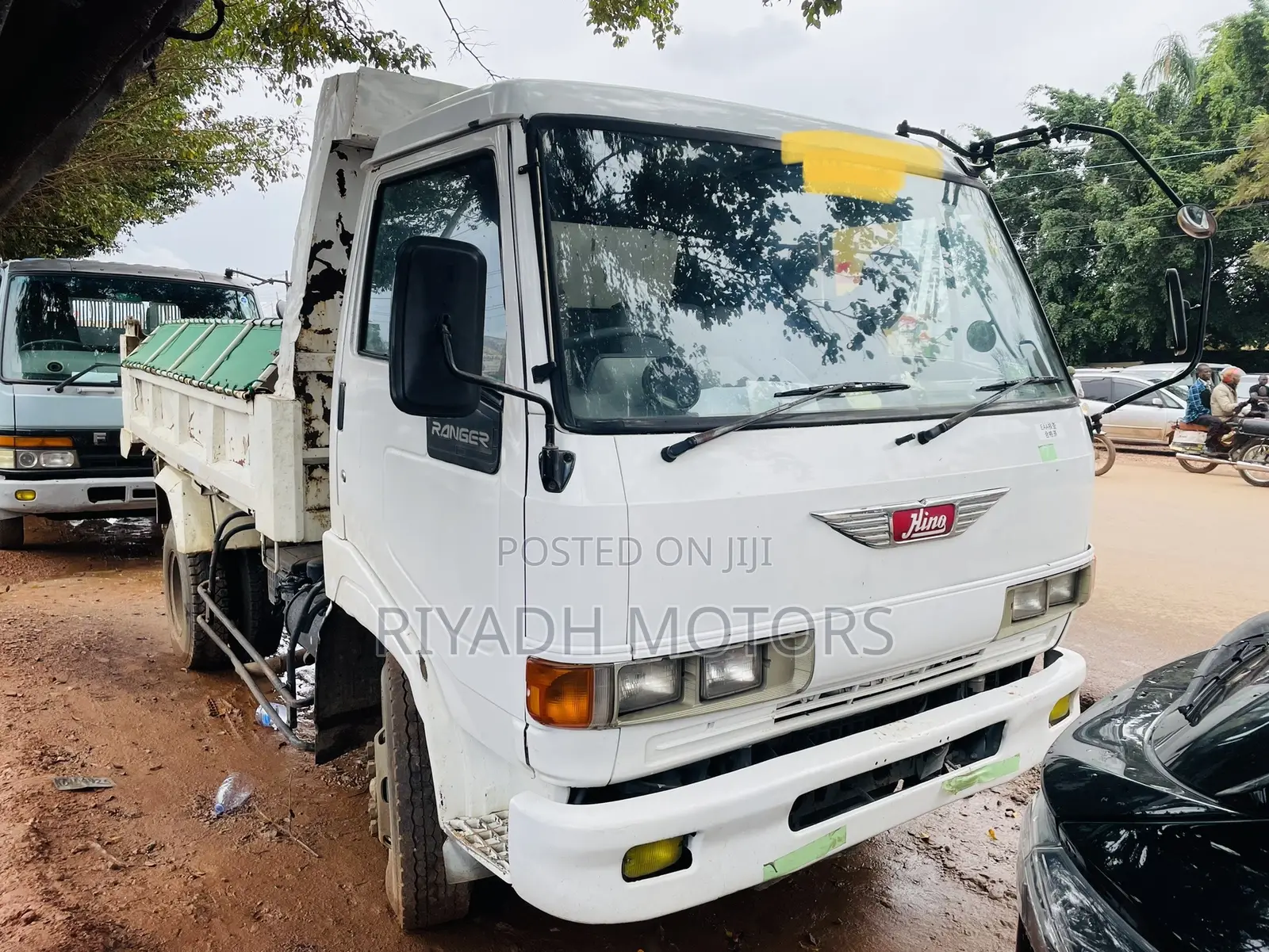 Hino Dumper 1991