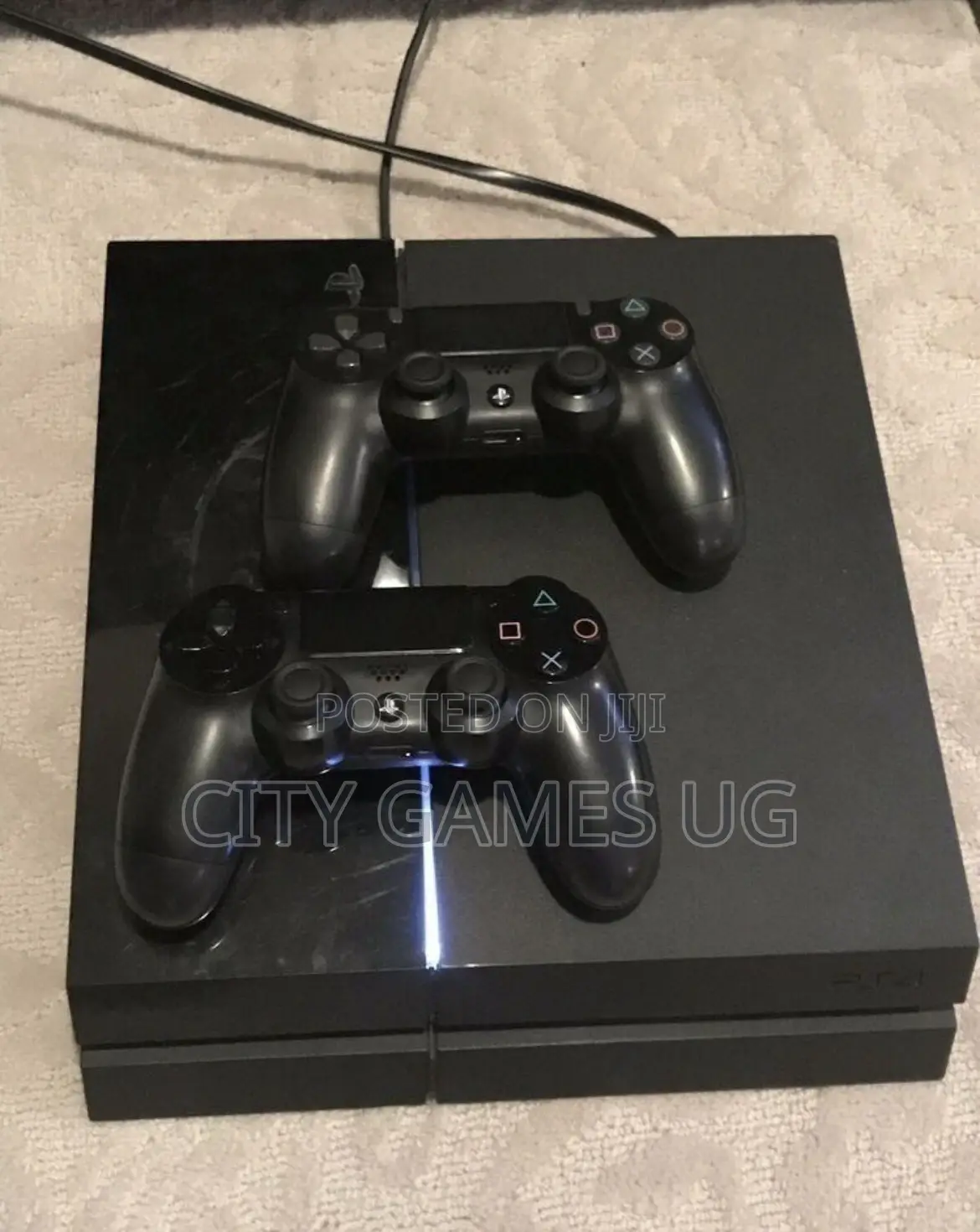 SONY PLAYSTATION 4, 2 Pads