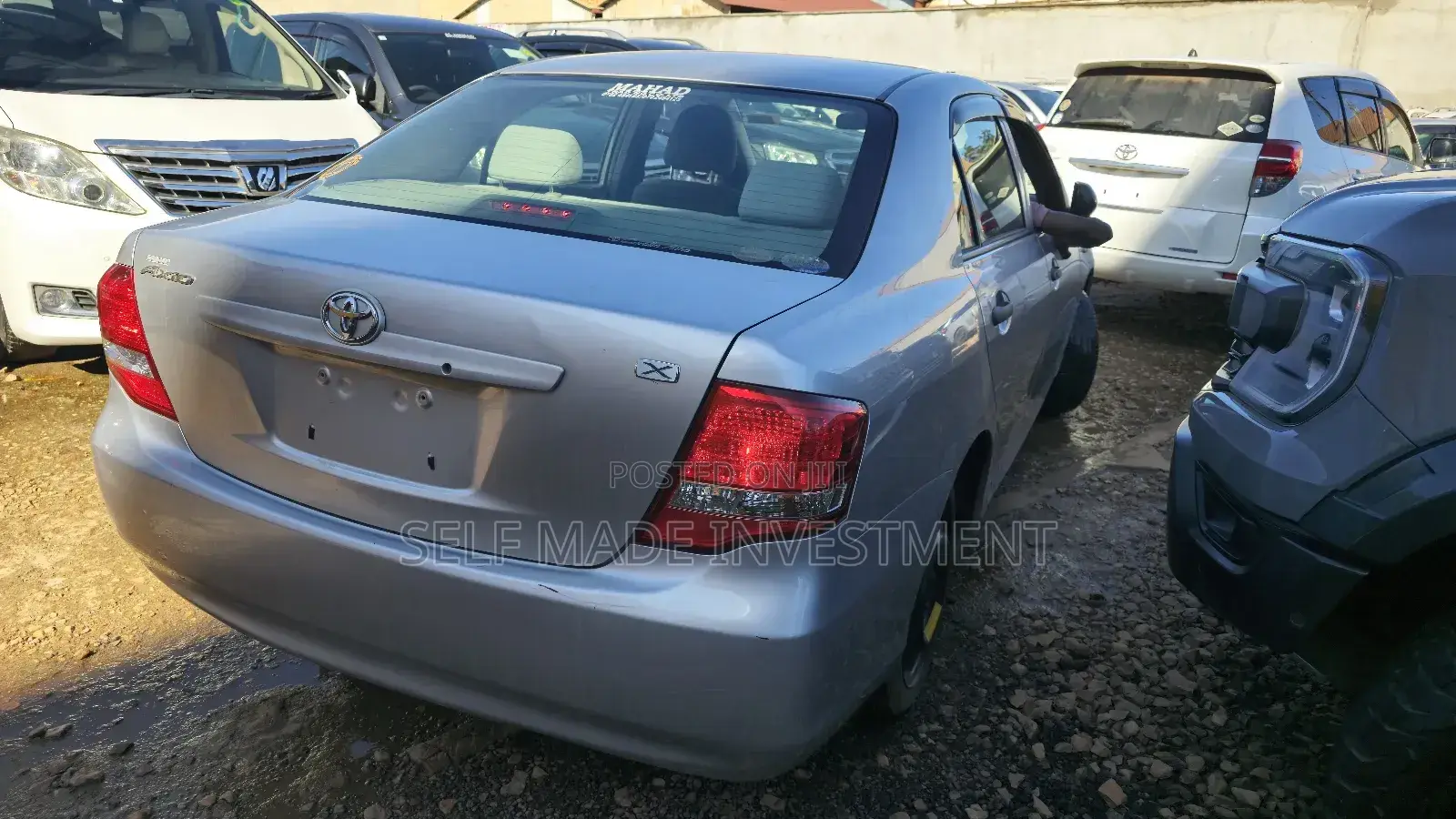 Toyota Axio 2011 Silver