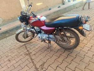 Bajaj Boxer 2022 Red