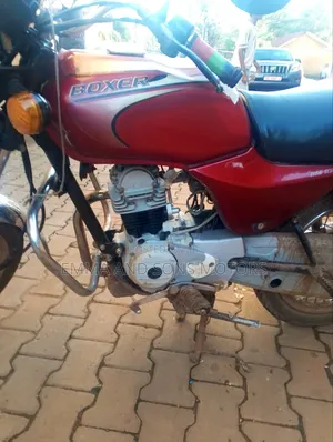 Bajaj Boxer 2022 Red