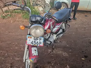TVS HLX 125 2022 Red