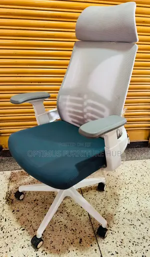 Gray Pad Office Chair