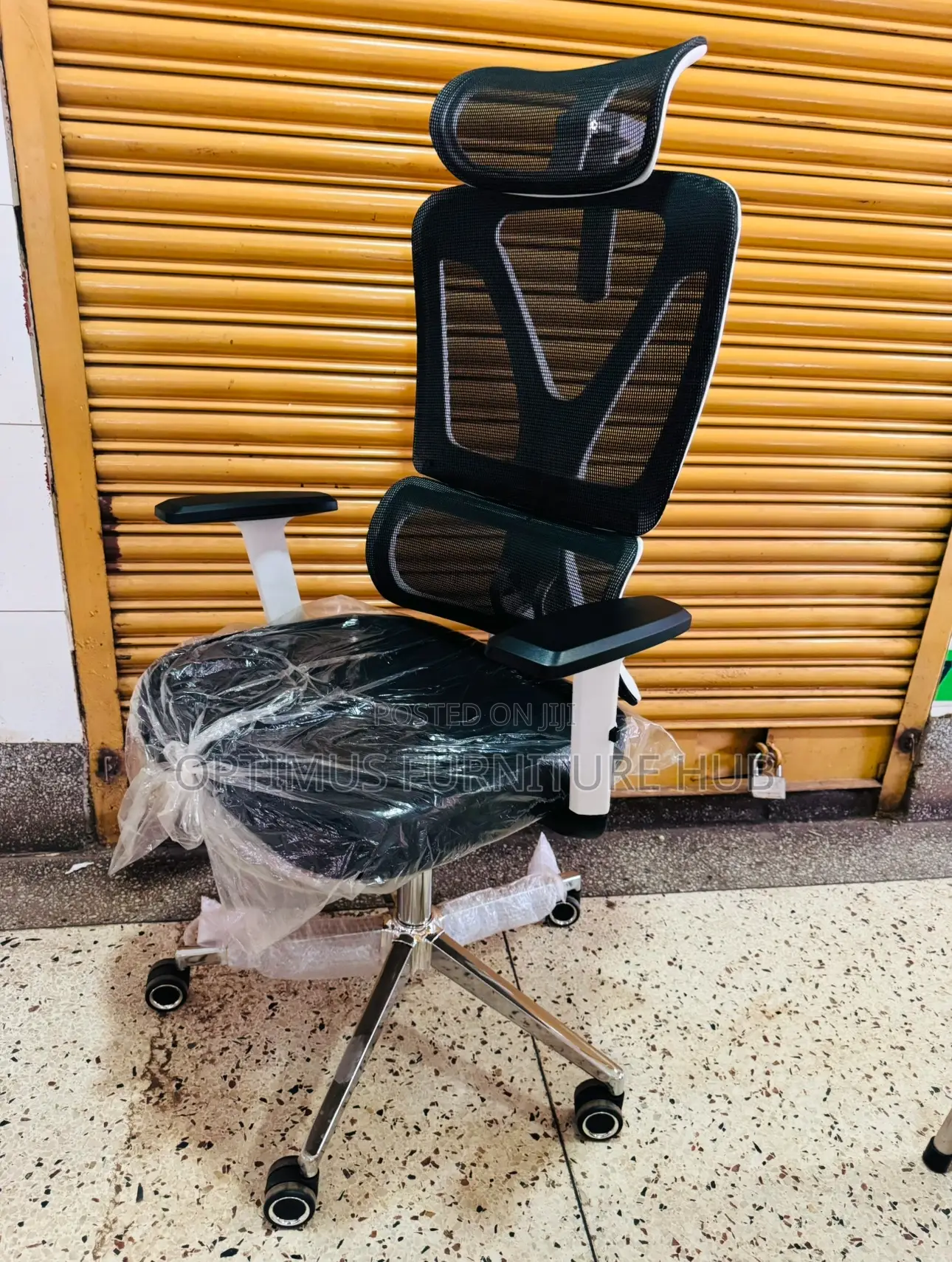 Black Pad Office Chair (BPD01)