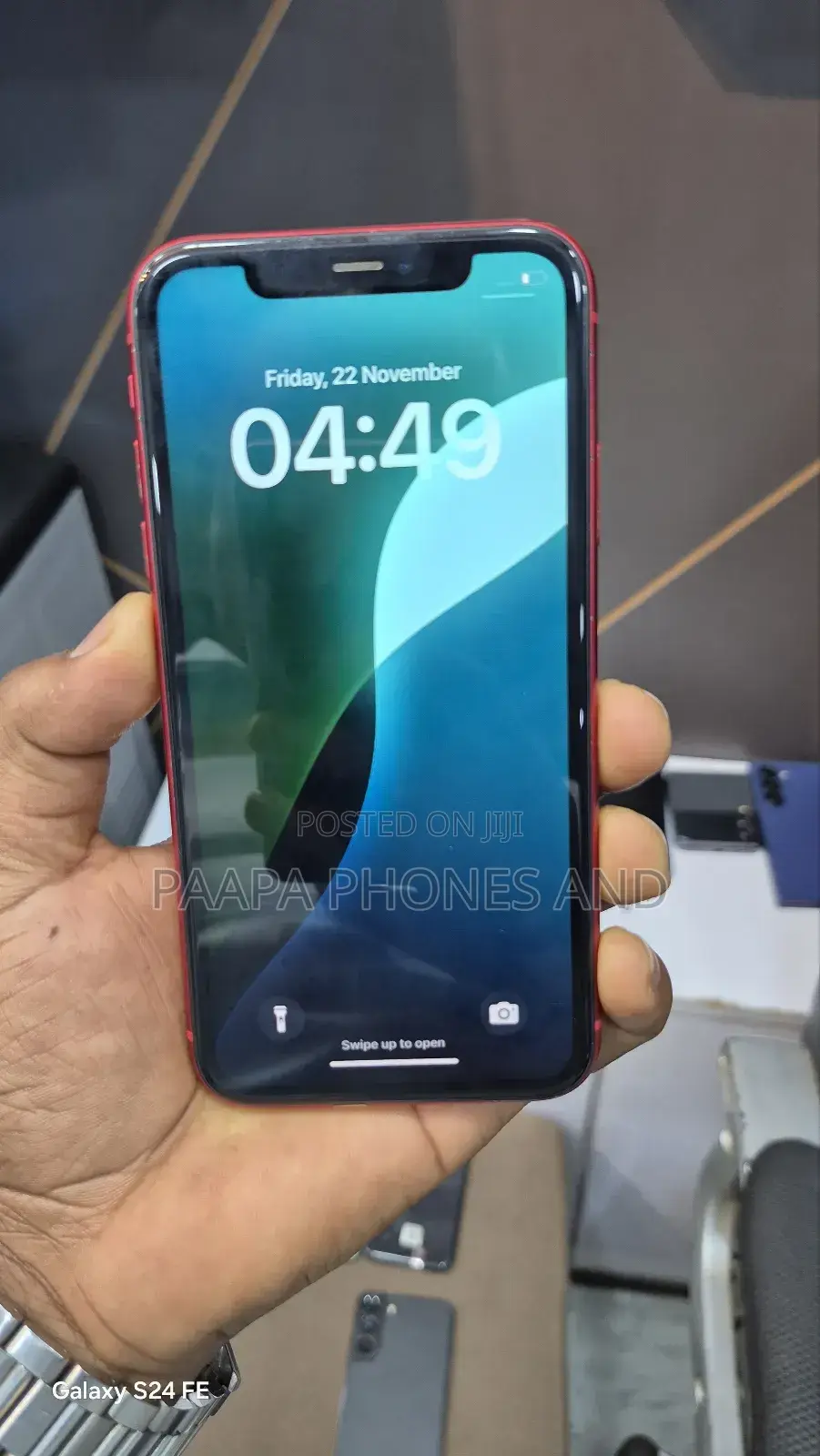 Apple iPhone 11 64 GB Red