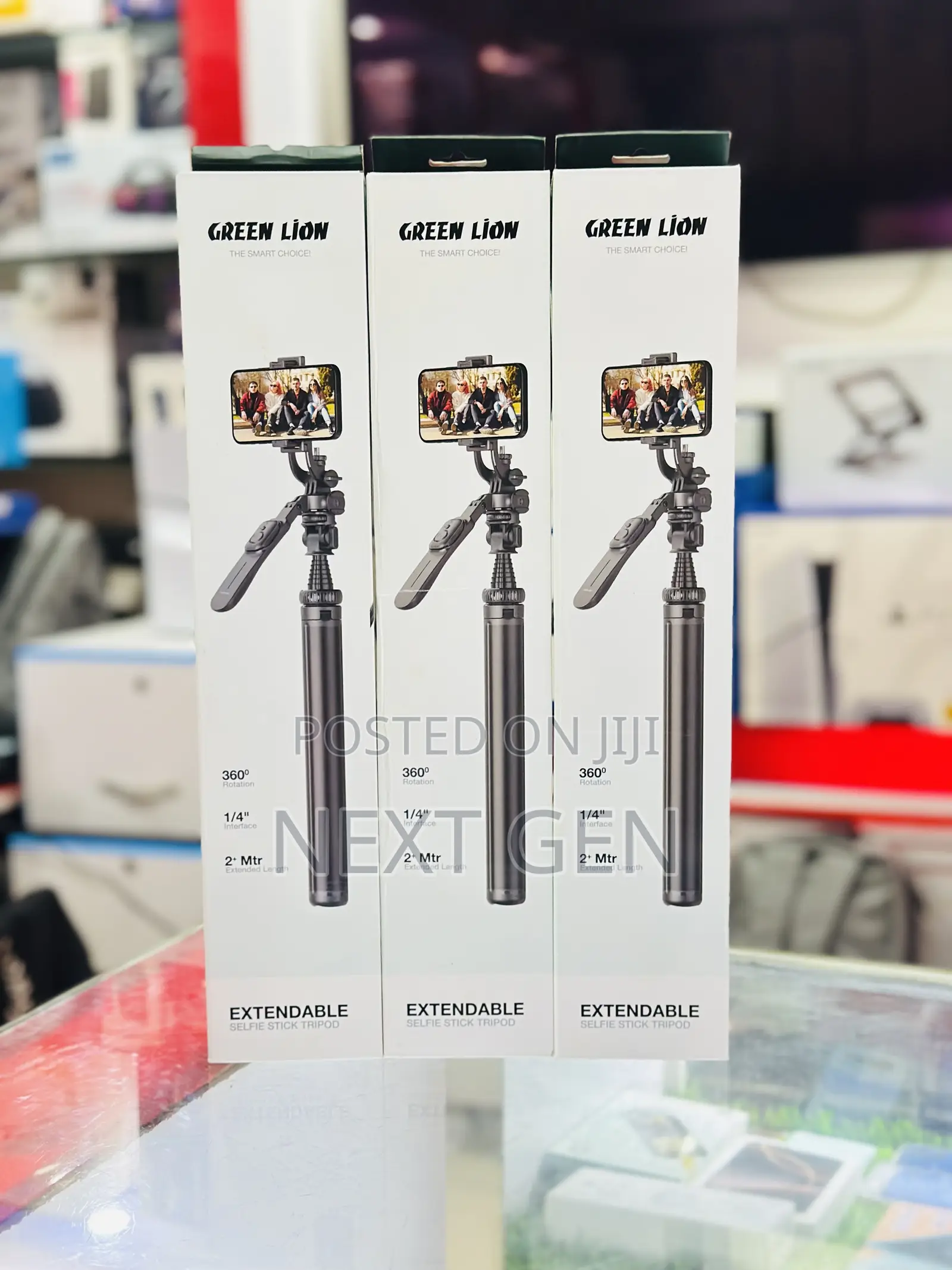 Green Lion Extendable Selfie Stick Tripod - Black