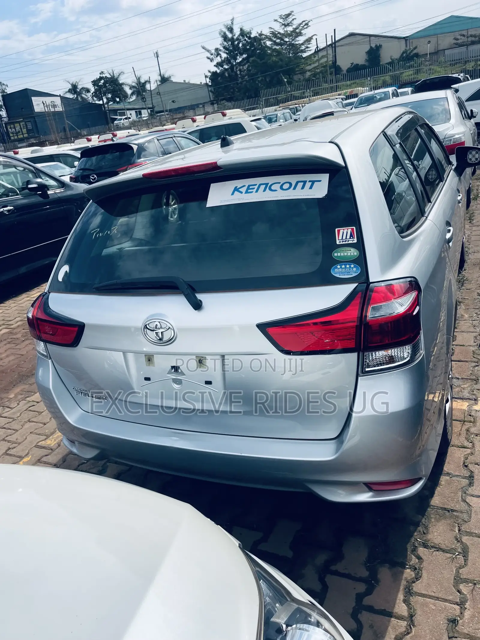 Toyota Corolla Fielder 1.5 Petrol AWD 2016 Silver