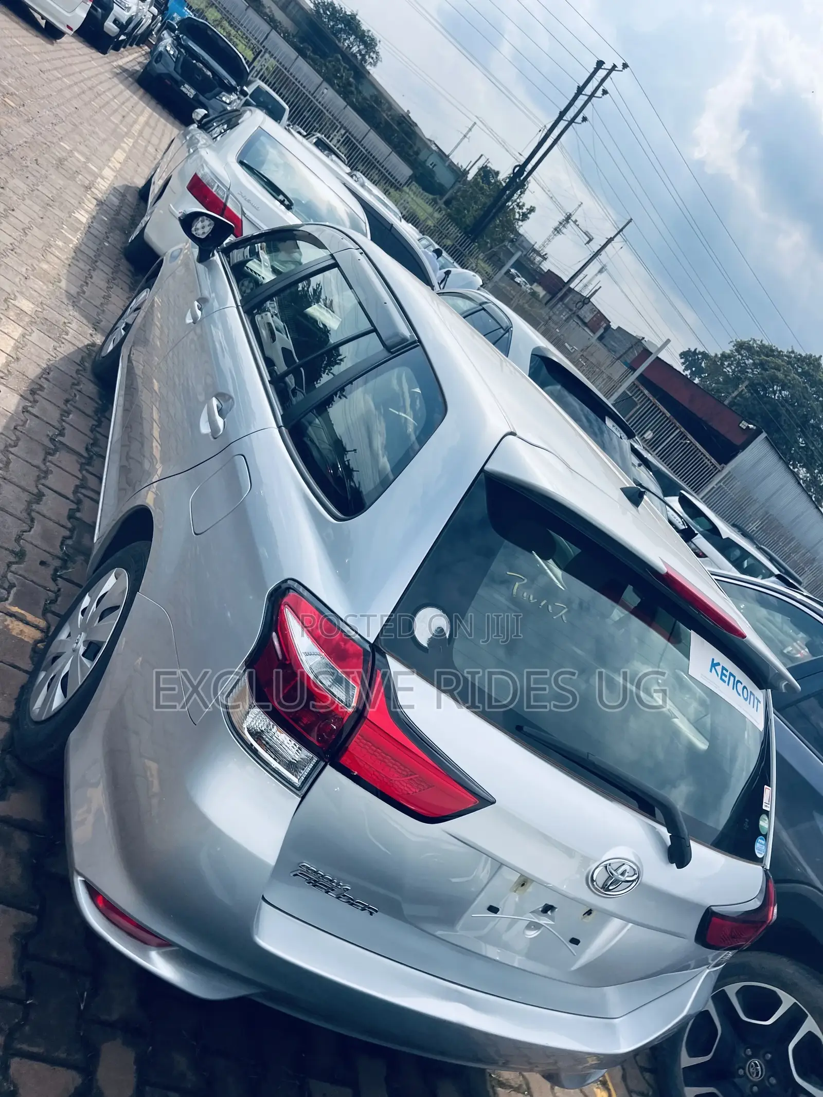 Toyota Corolla Fielder 1.5 Petrol AWD 2016 Silver