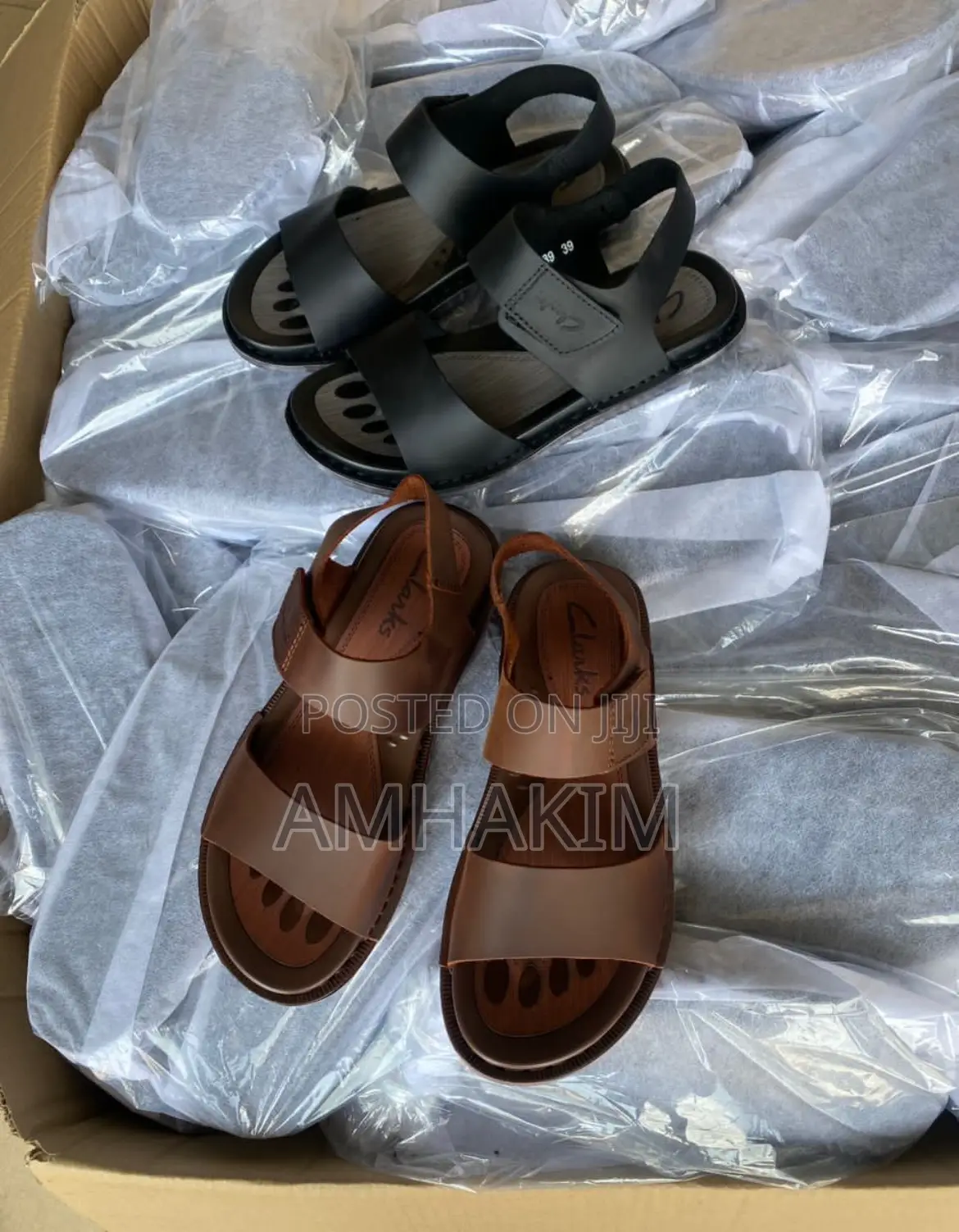 New Men's Classic Leather Clarks Gentle Sandal in Stock