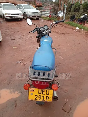 Bajaj Boxer 100 2019 Blue