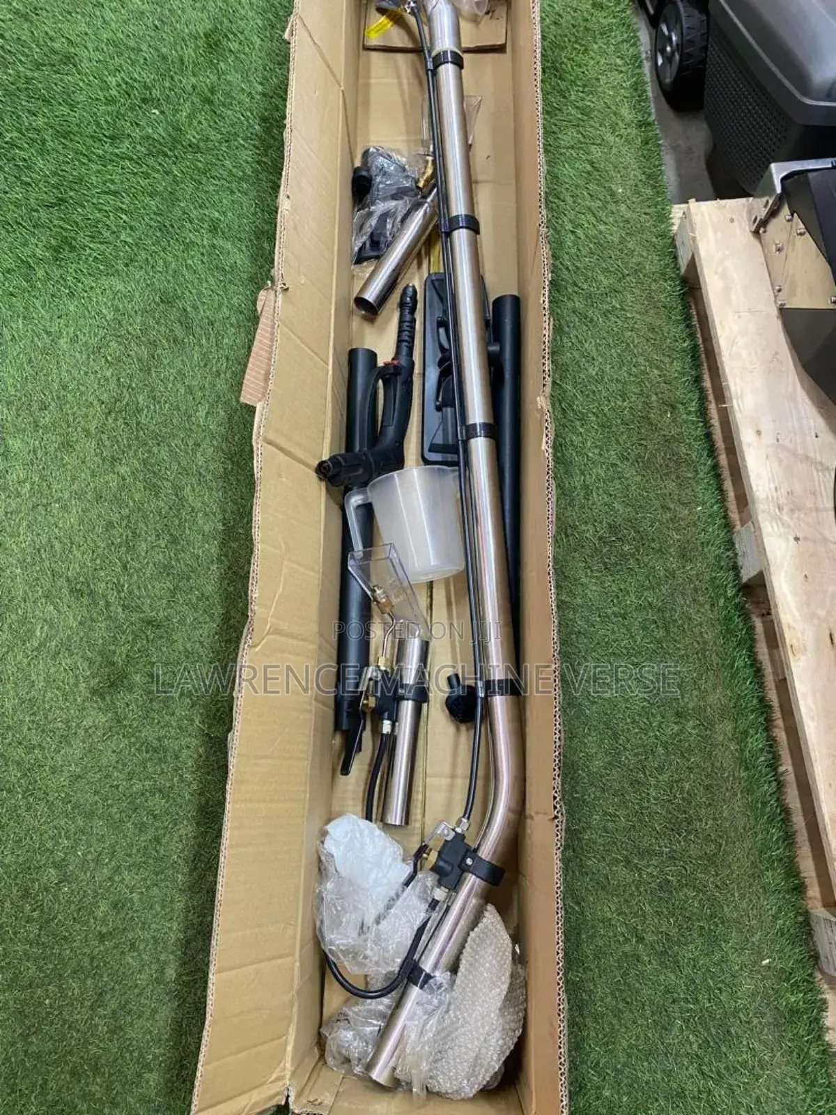 Vacuuming, Exraction and Steam Cleaner 3in1