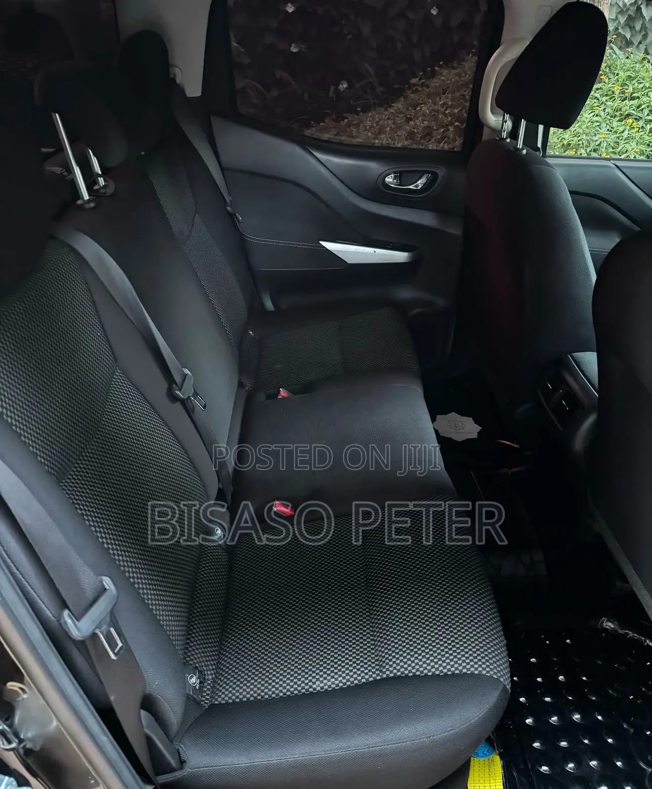 Nissan Navara 2016 Black