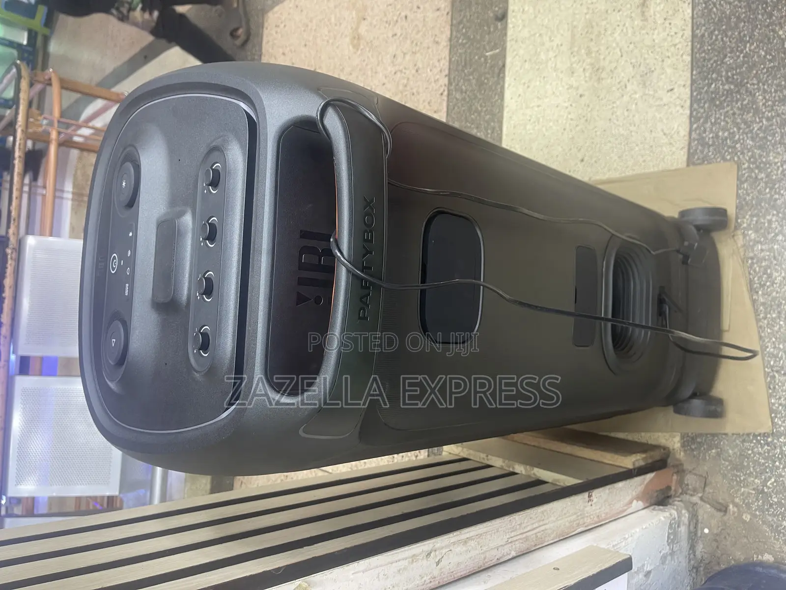 JBL Party Box 1000W With 1100W