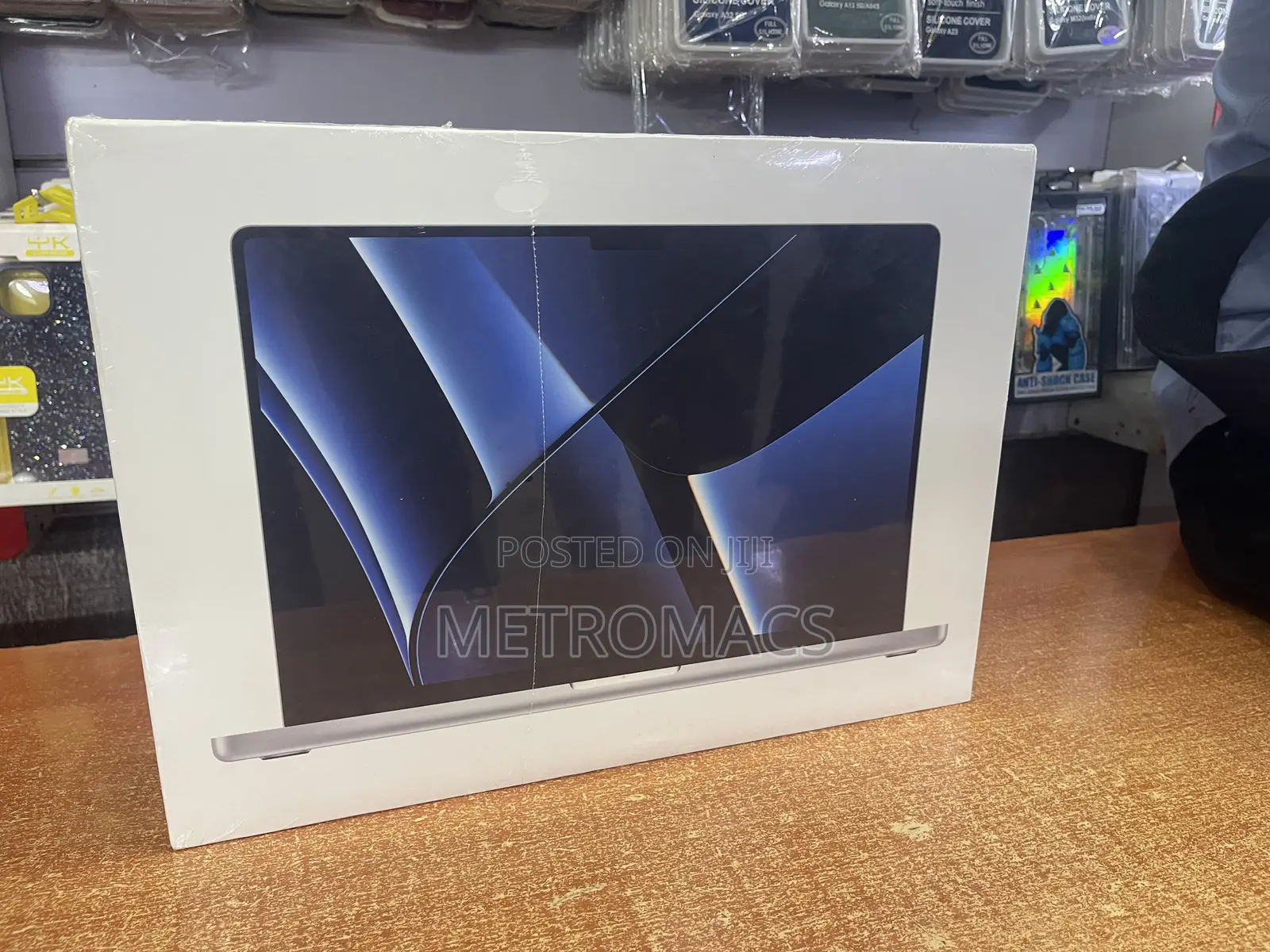 New Apple MacBook Pro 2023 M2 Pro 16-Inch 16GB Apple M2 SSD 512GB