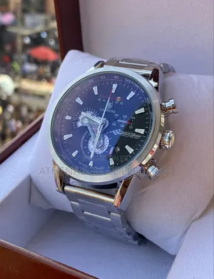 Photo - TAG Heuer Carrera Red Bull Racing Chronograph Watch