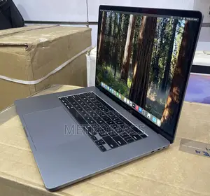 Laptop Apple MacBook Pro 2019 64GB Intel Core I9 SSD 2T