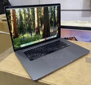 Laptop Apple MacBook Pro 2019 64GB Intel Core I9 SSD 2T