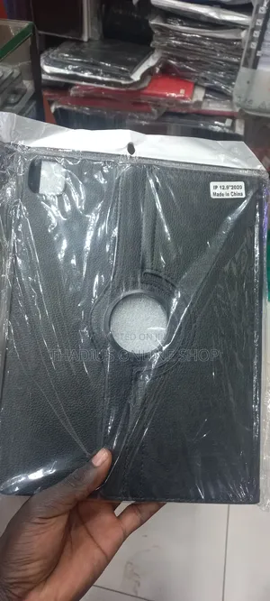 iPad 12.9 Flip Covers
