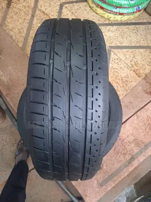 Photo - Imported Bridgestone Tyre 215/55r17