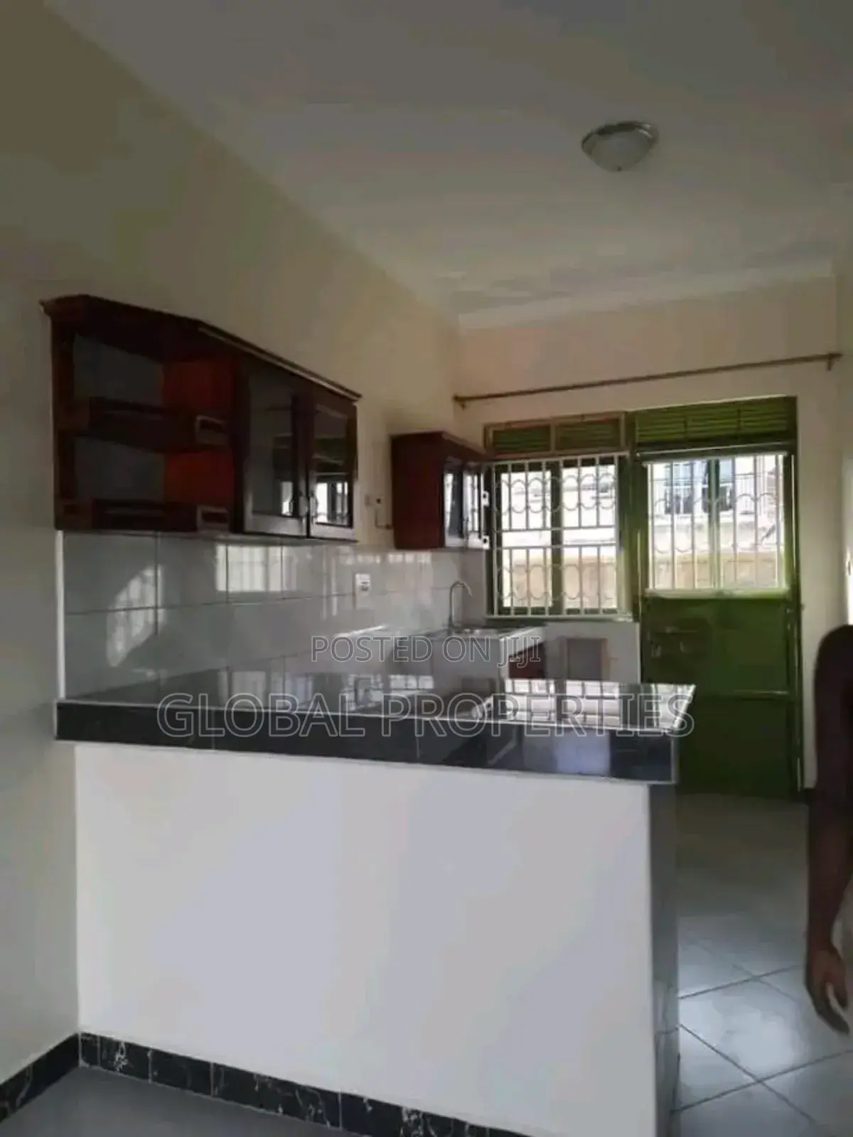 2bdrm Bungalow in Kirinya, Central Division for rent