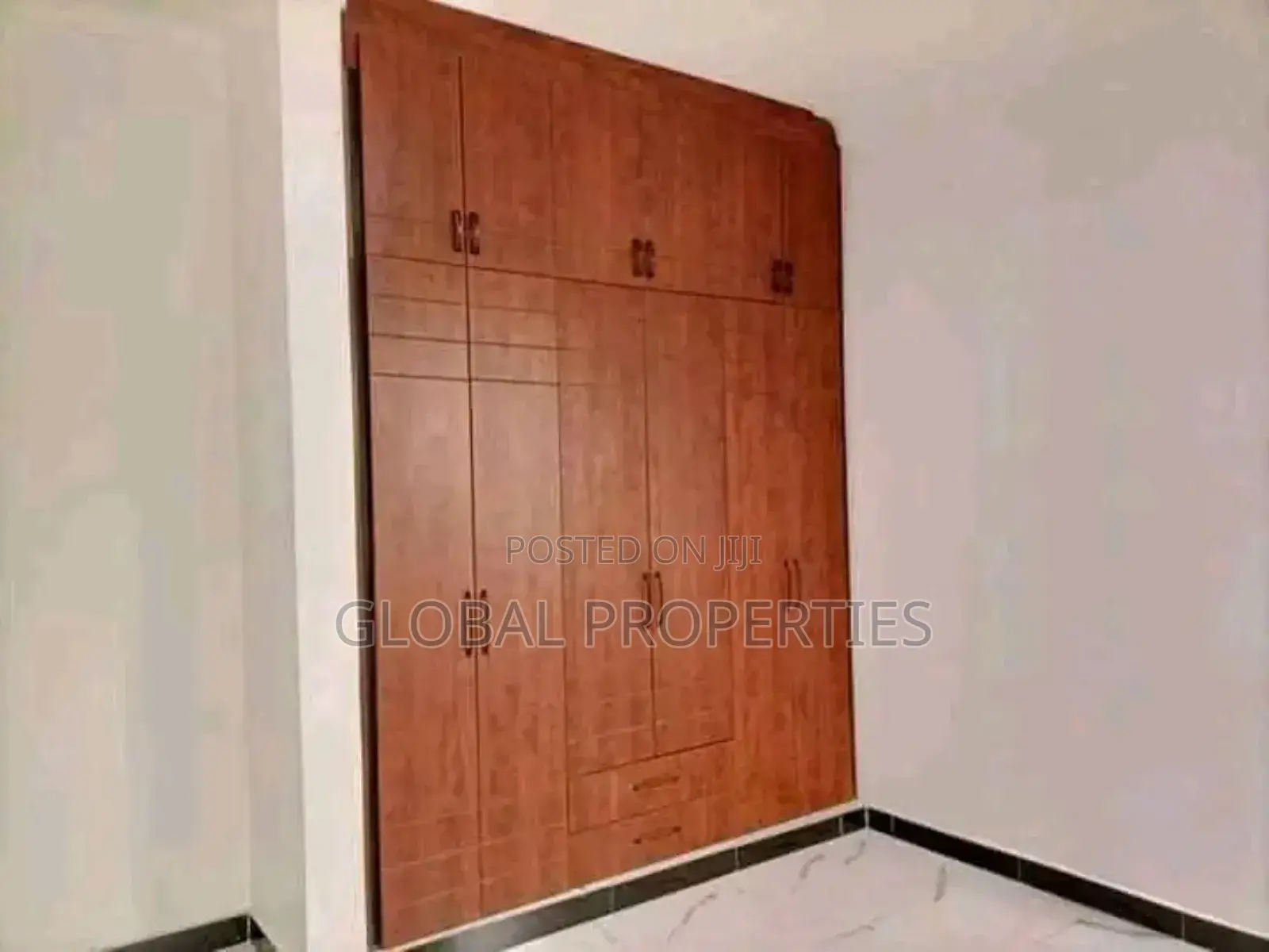 2bdrm Bungalow in Kirinya, Central Division for rent