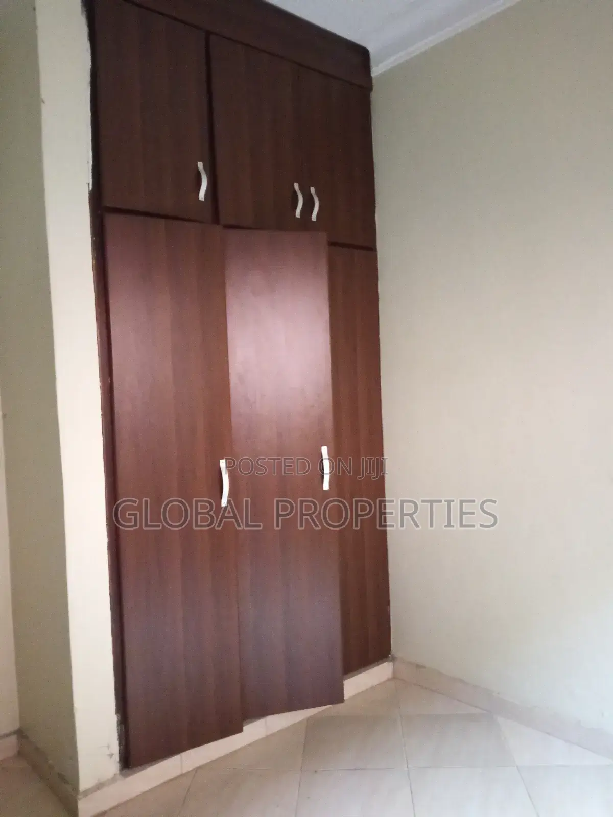 1bdrm Bungalow in Kirinya, Central Division for rent