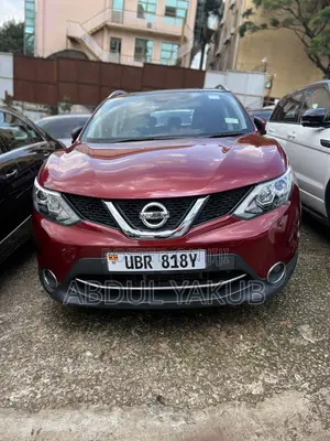 Photo - Nissan Qashqai 2014 Red