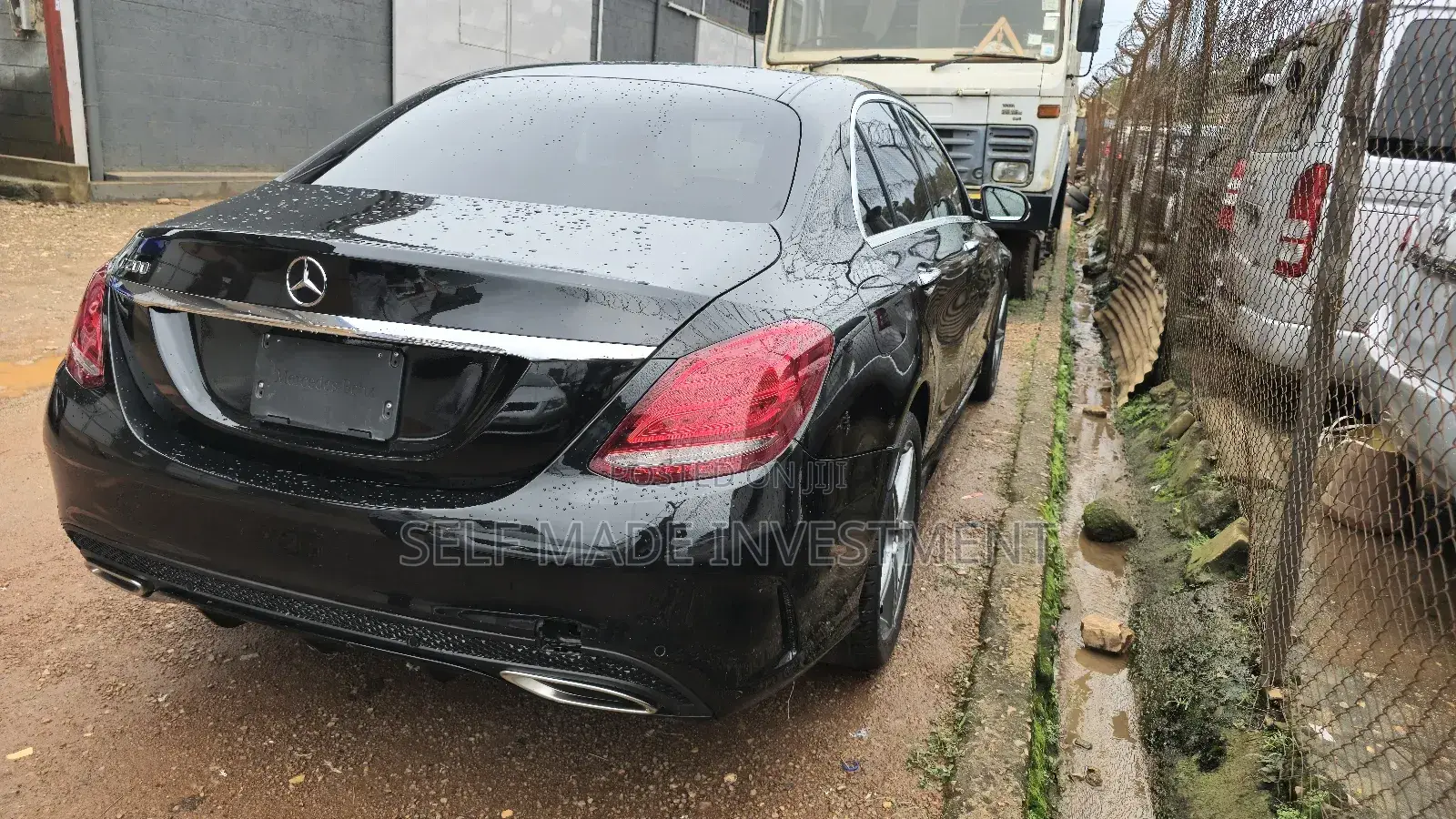 Mercedes-Benz C200 2015 Black