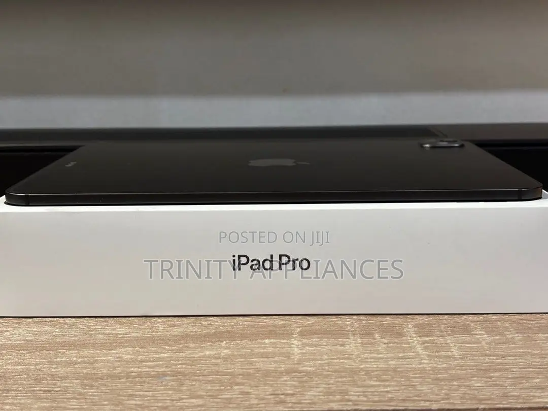 New Apple iPad Pro 11 (2024) 256 GB Black