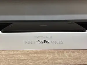 New Apple iPad Pro 11 (2024) 256 GB Black