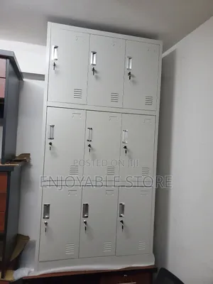 Lux Lockers 9 Shelves