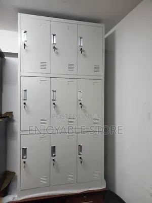 Lux Lockers 9 Shelves