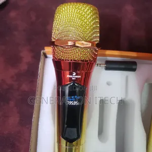 Proffessional UHF Wireless Microphone- Crystal Clear Sound