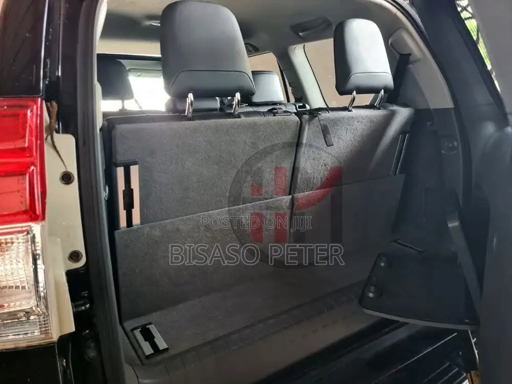 Toyota Land Cruiser Prado 2.7 i 2011 Black