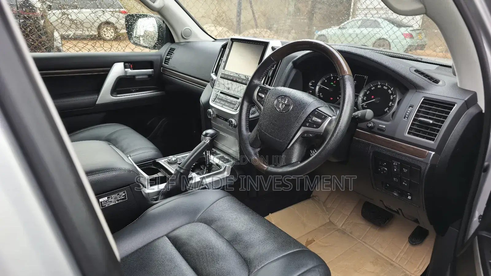 Toyota Land Cruiser 2020 Silver