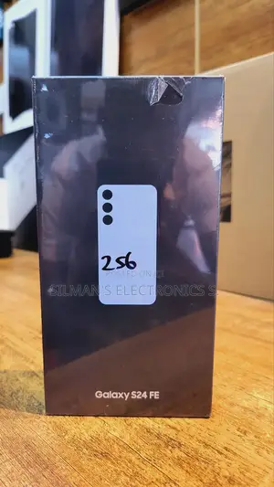 New Samsung Galaxy S24 FE 256 GB Green