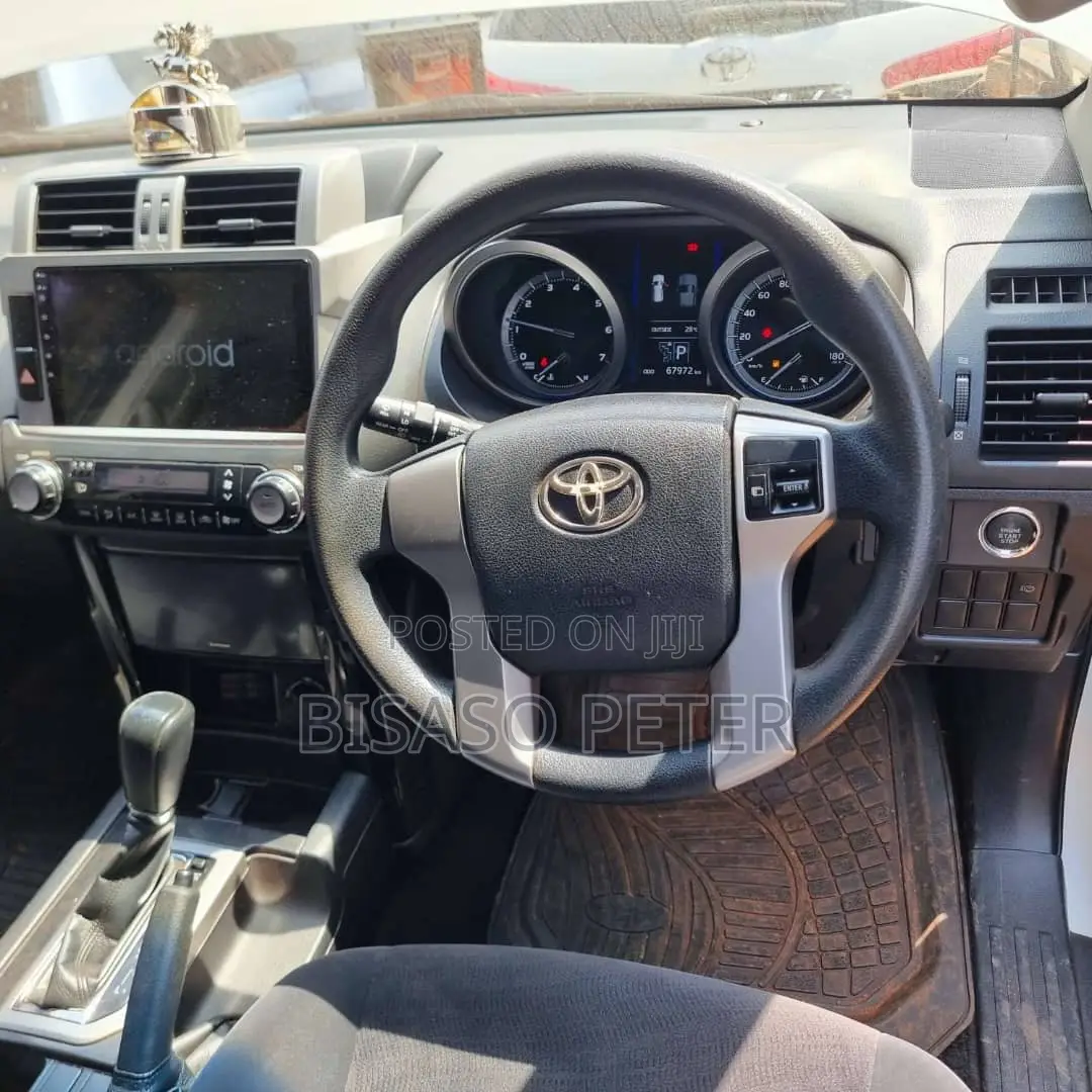 Toyota Land Cruiser Prado 2.7 i 2013 White