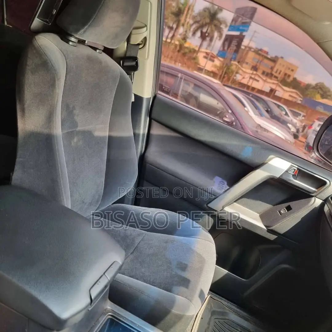 Toyota Land Cruiser Prado 2.7 i 2013 White