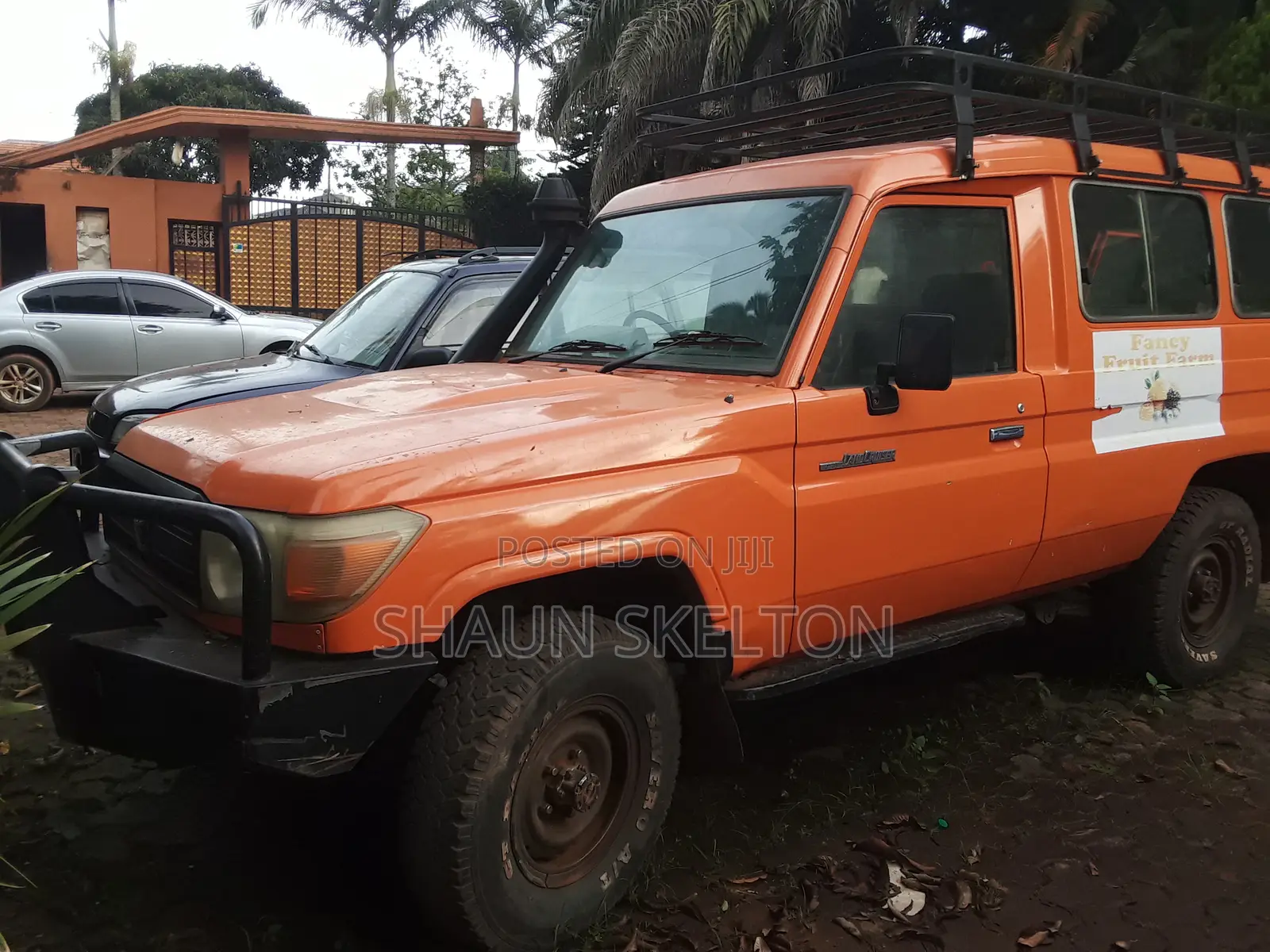Toyota Land Cruiser 100 4.2 2008 Orange