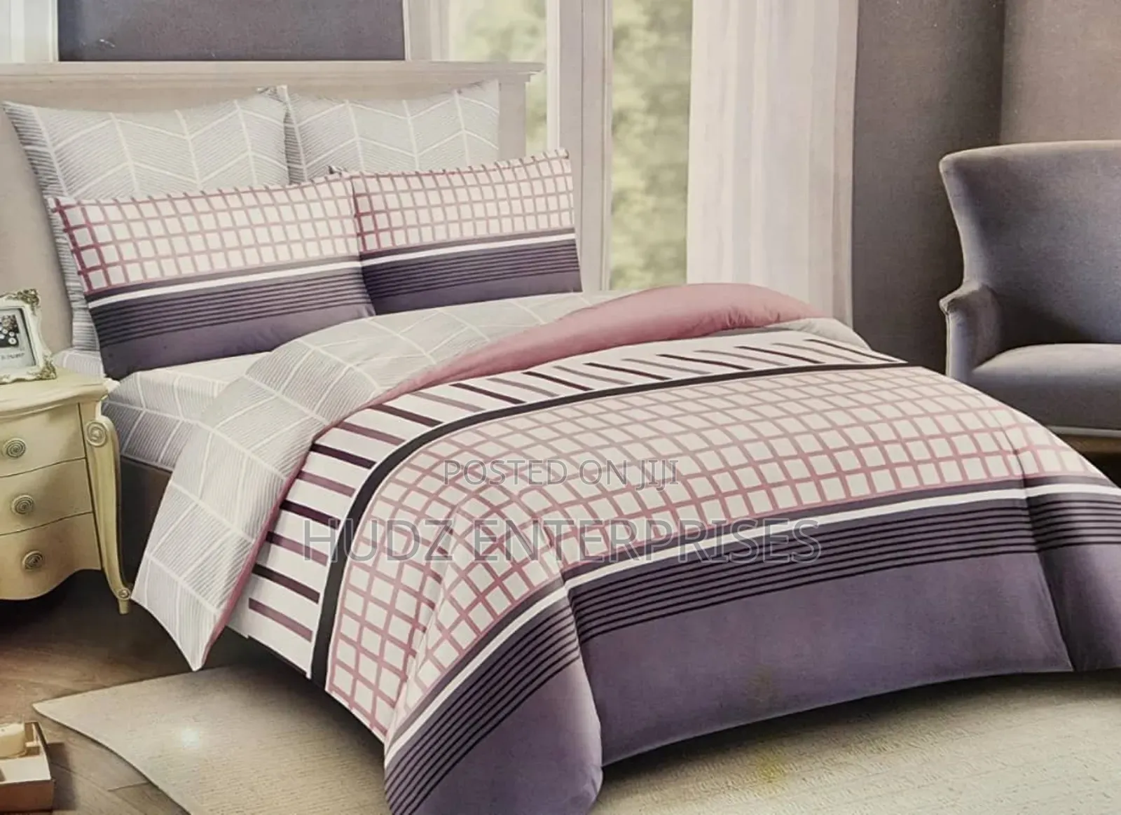 10pc Duvet King Size Checkered