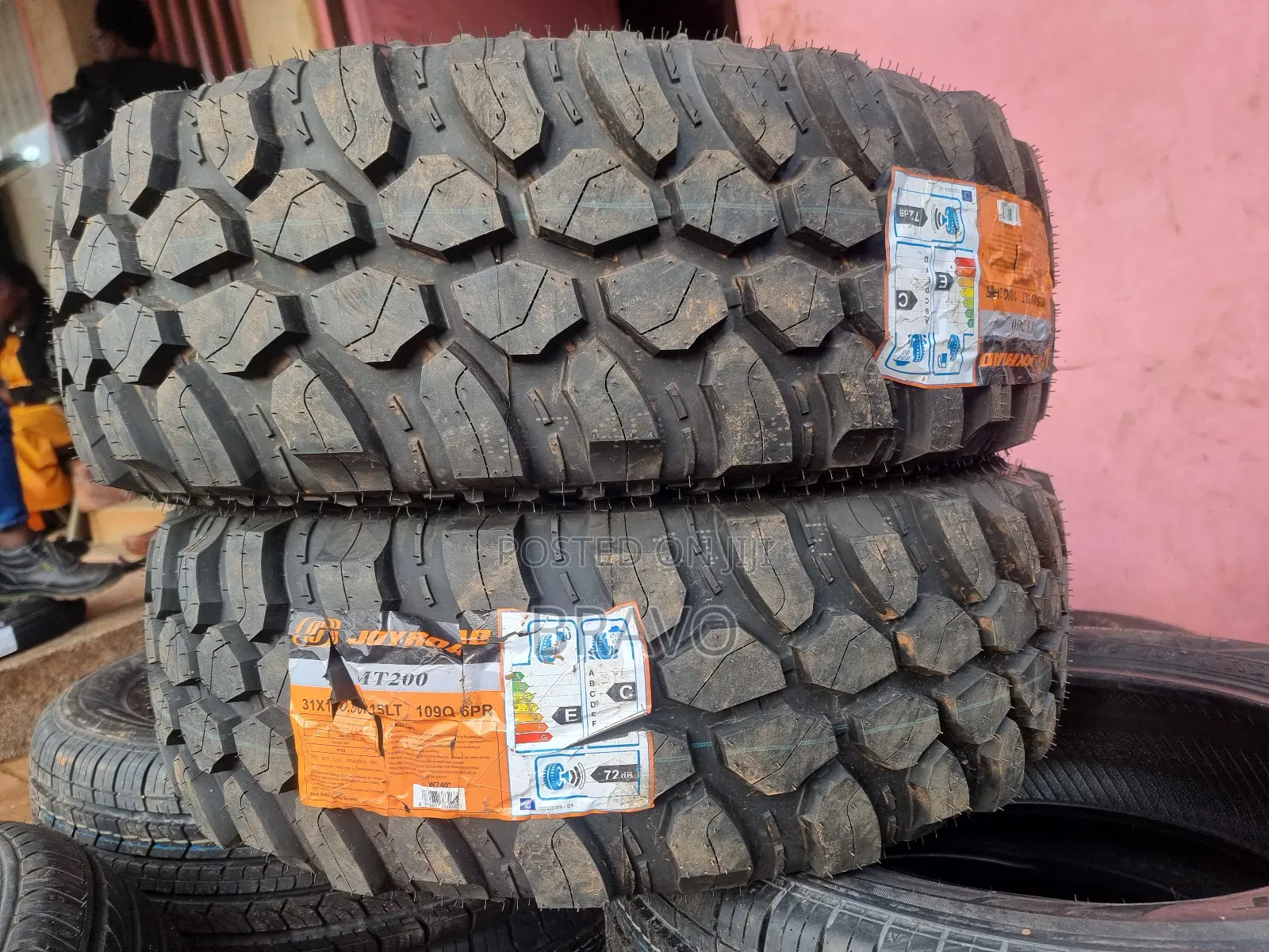 Tires 31x10.50R15 Mudterrian for Double Cabin .