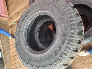 Tires 31x10.50R15 Mudterrian for Double Cabin .