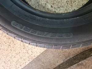 235/65r18 Tires for Harrier.