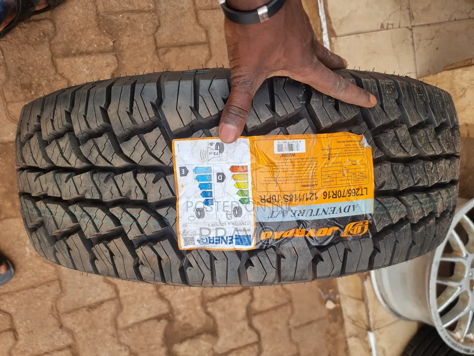 Tires 265/70r16 Adventure.