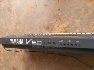 Yamaha Synthesizer Keyboard V50