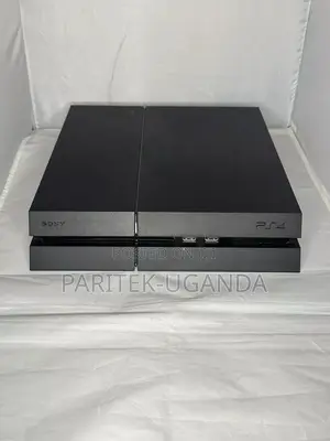Playstation 4 Standerd With 2 Gamepad