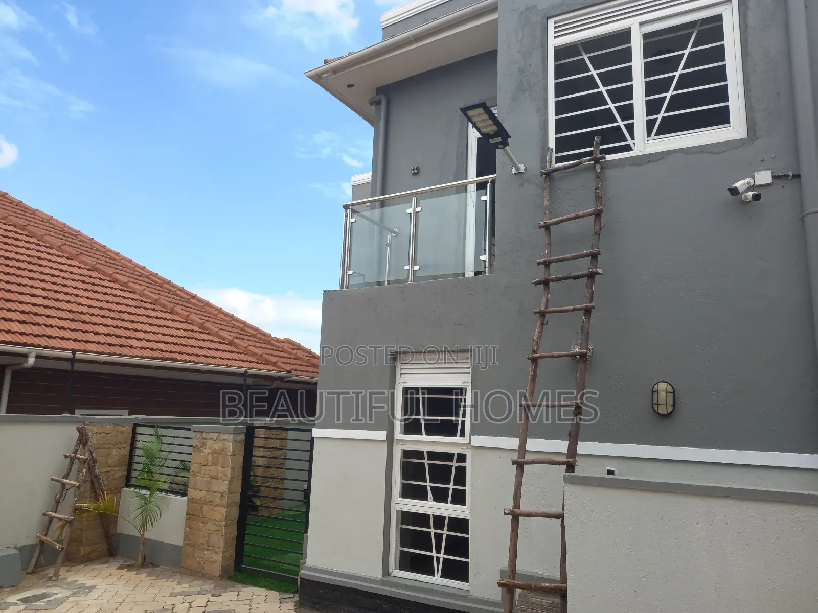 Furnished 4bdrm Duplex in Kira All Tarmack for sale