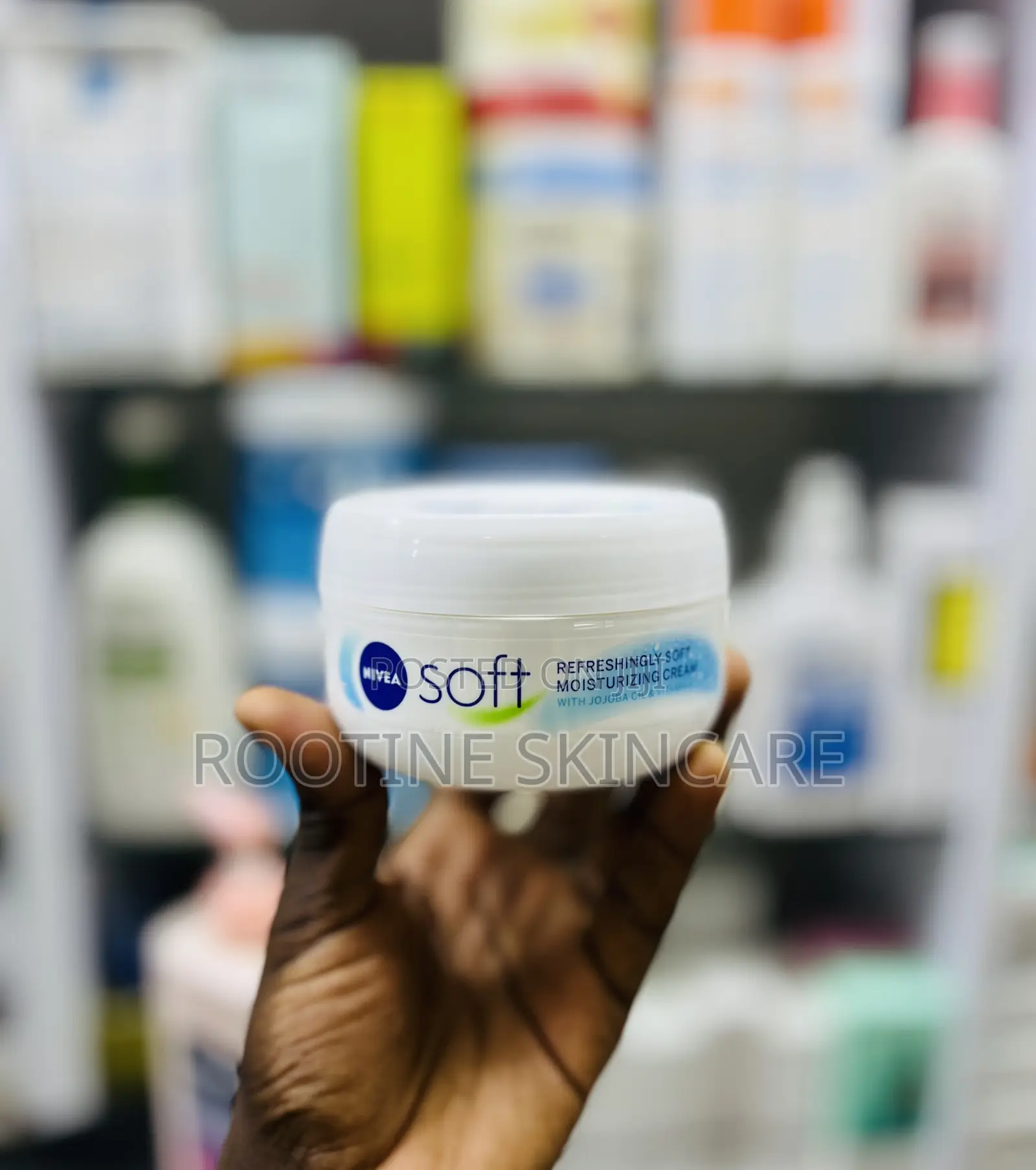 Nivea Soft Refreshing Moisturizing Cream With Jojoba 300mls