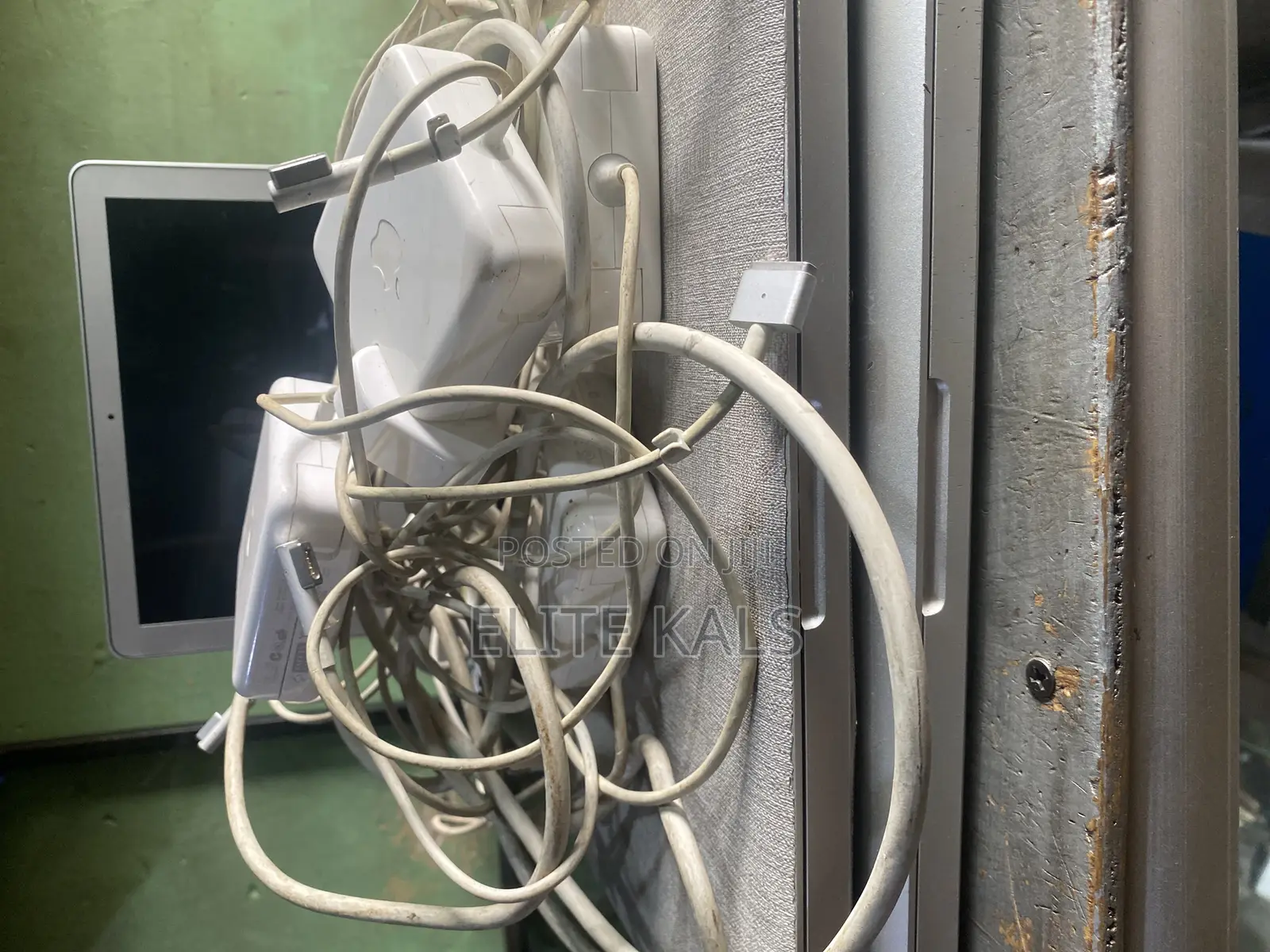 Apple Uk Used Original Adapters